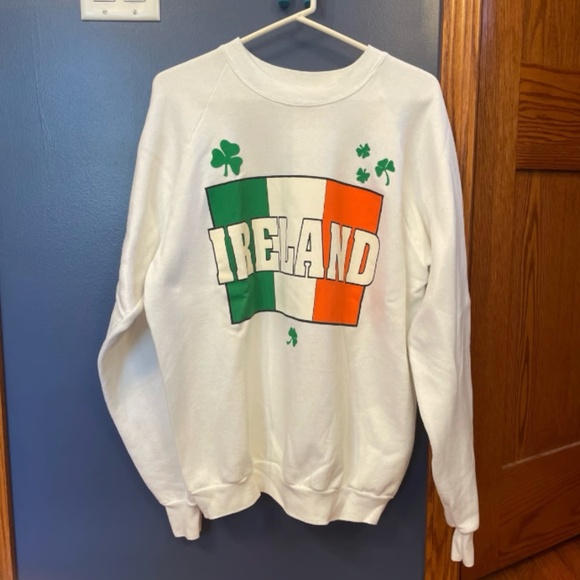 Ireland Crewneck - Picture 1 of 4